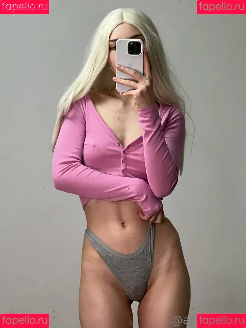 anna.ocori Onlyfans Photo Gallery 