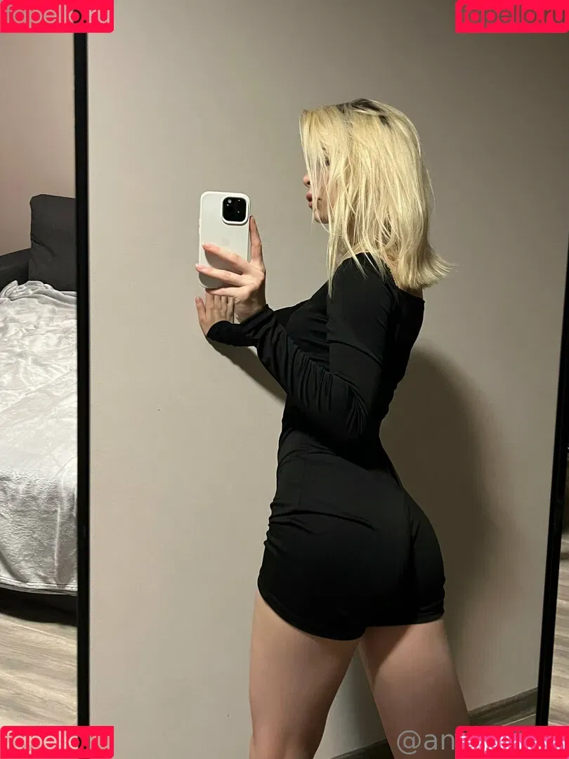 anna.ocori Onlyfans Photo Gallery 