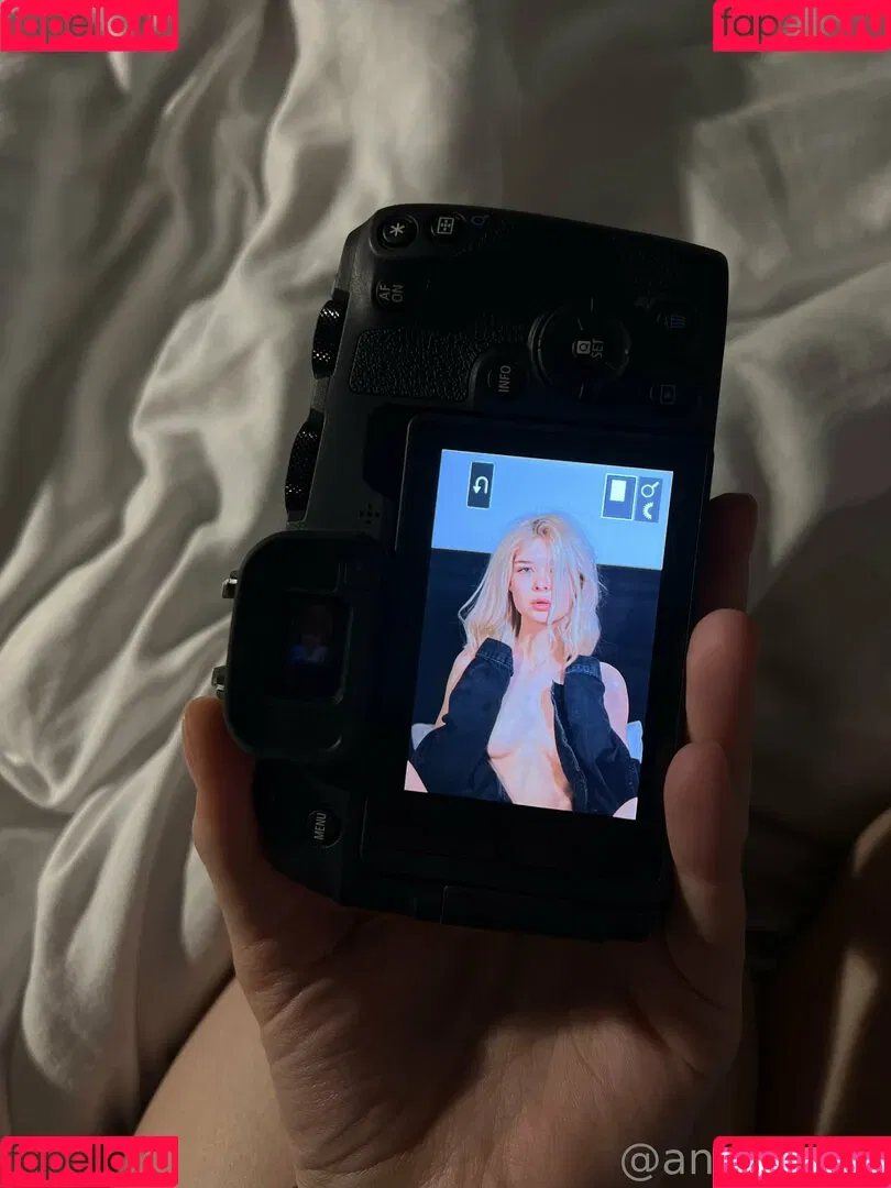 anna.ocori Onlyfans Photo Gallery 