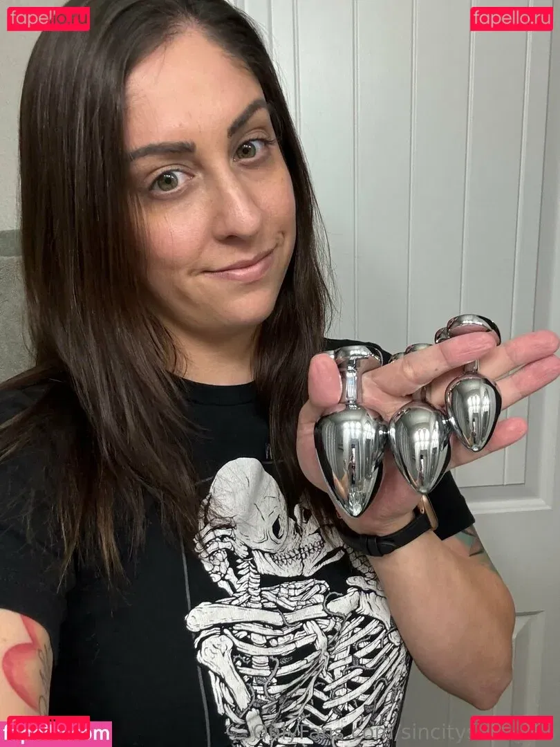 Sincityhotwife Onlyfans Photo Gallery 