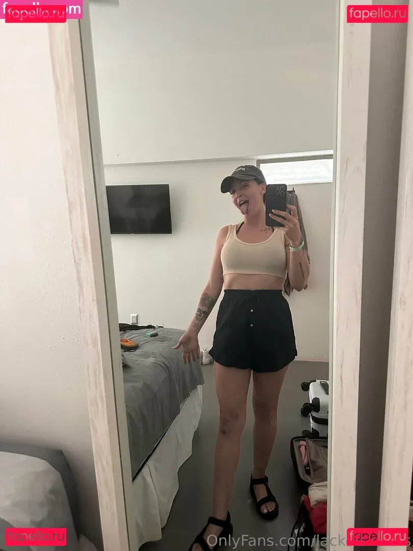 lackofskillets Onlyfans Photo Gallery 