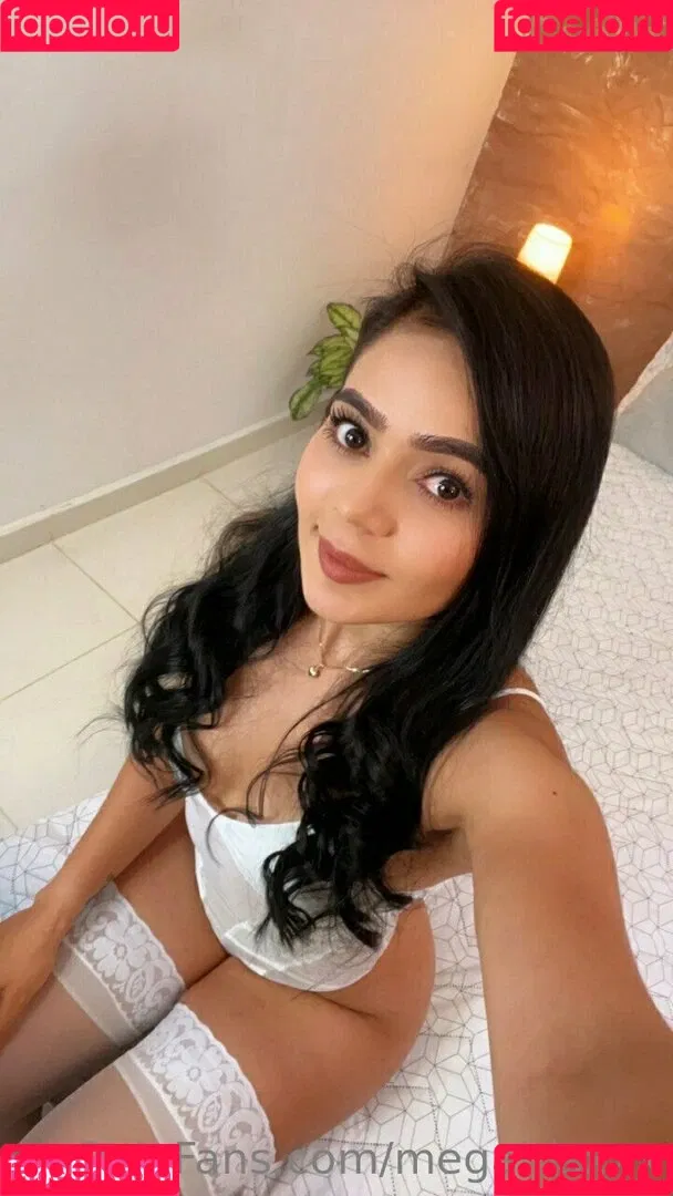 megairisxxx Onlyfans Photo Gallery 