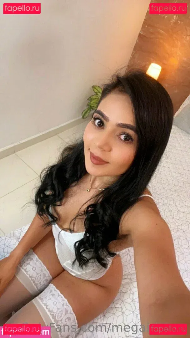 megairisxxx Onlyfans Photo Gallery 