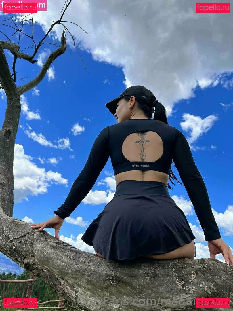 megairisxxx Onlyfans Photo Gallery 