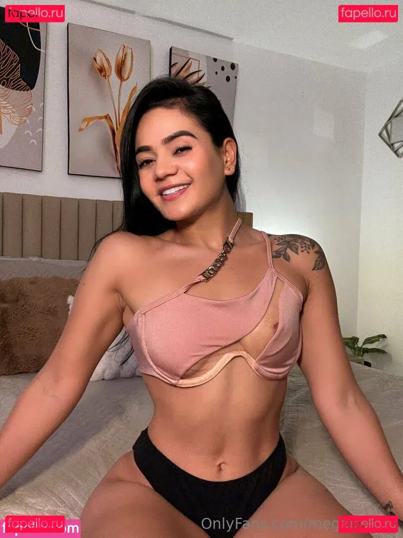 megairisxxx Onlyfans Photo Gallery 