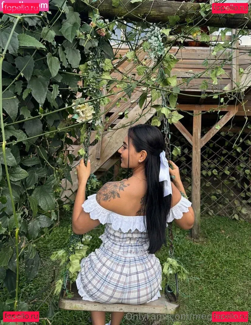 megairisxxx Onlyfans Photo Gallery 