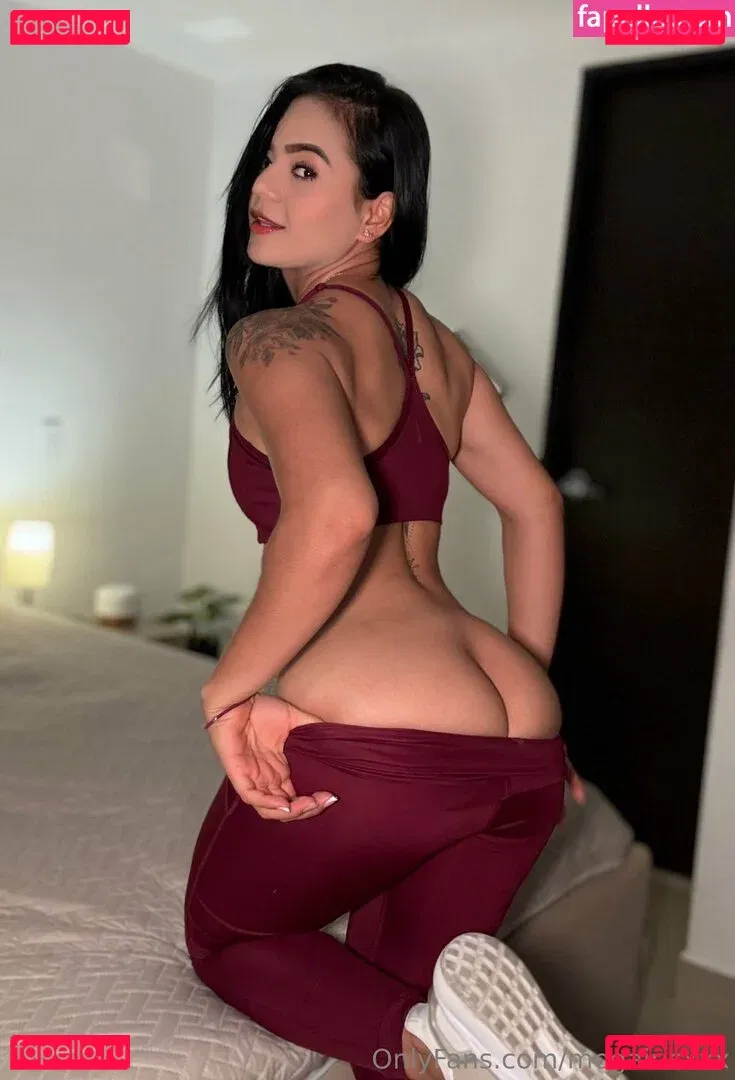 megairisxxx Onlyfans Photo Gallery 