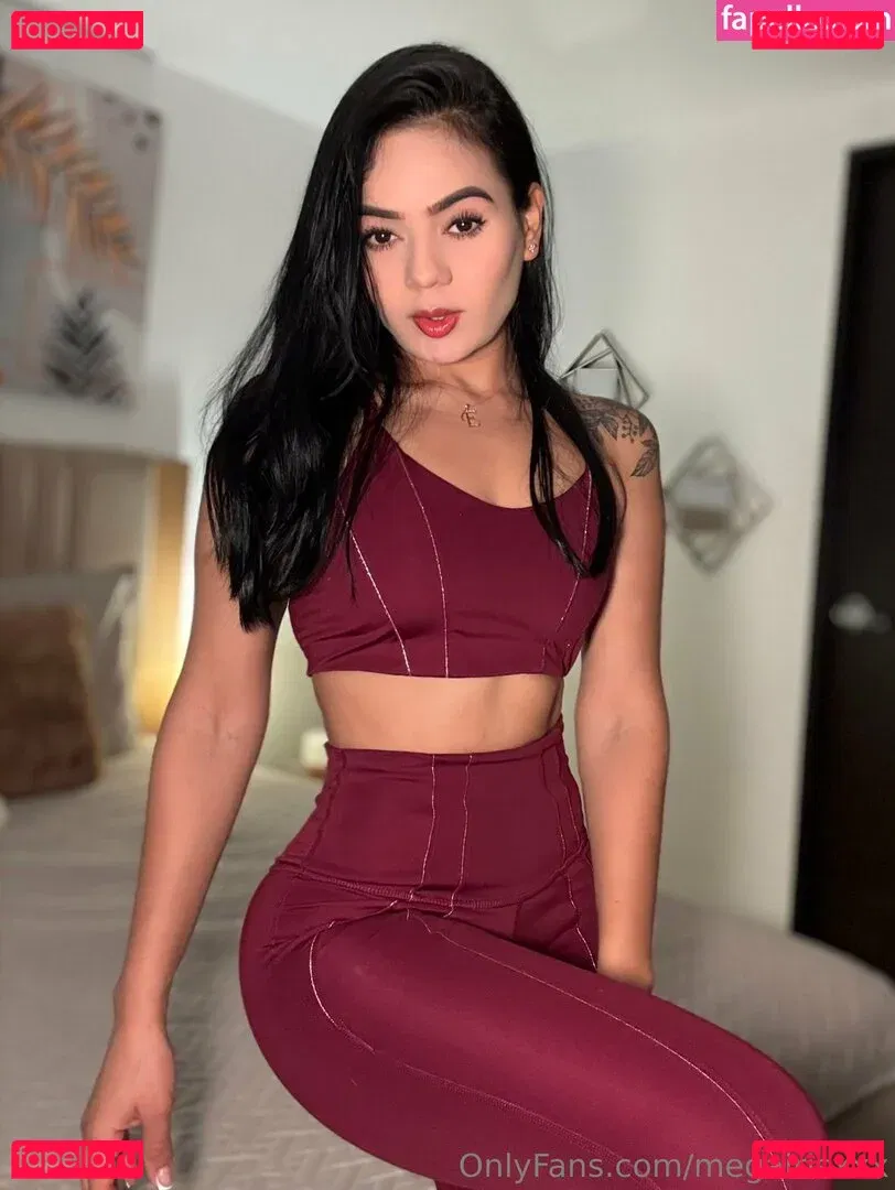 megairisxxx Onlyfans Photo Gallery 
