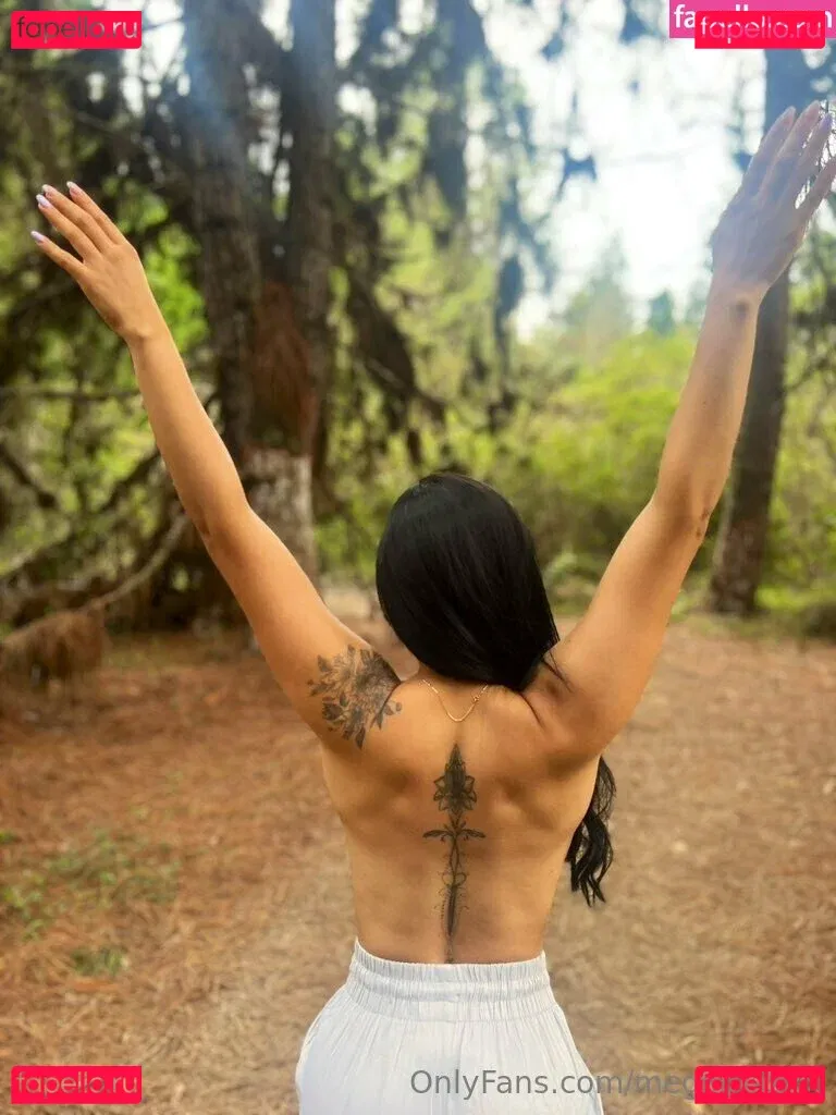 megairisxxx Onlyfans Photo Gallery 