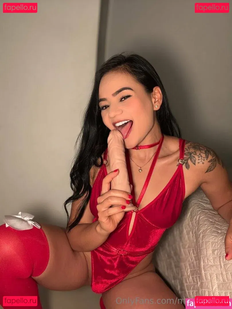 megairisxxx Onlyfans Photo Gallery 