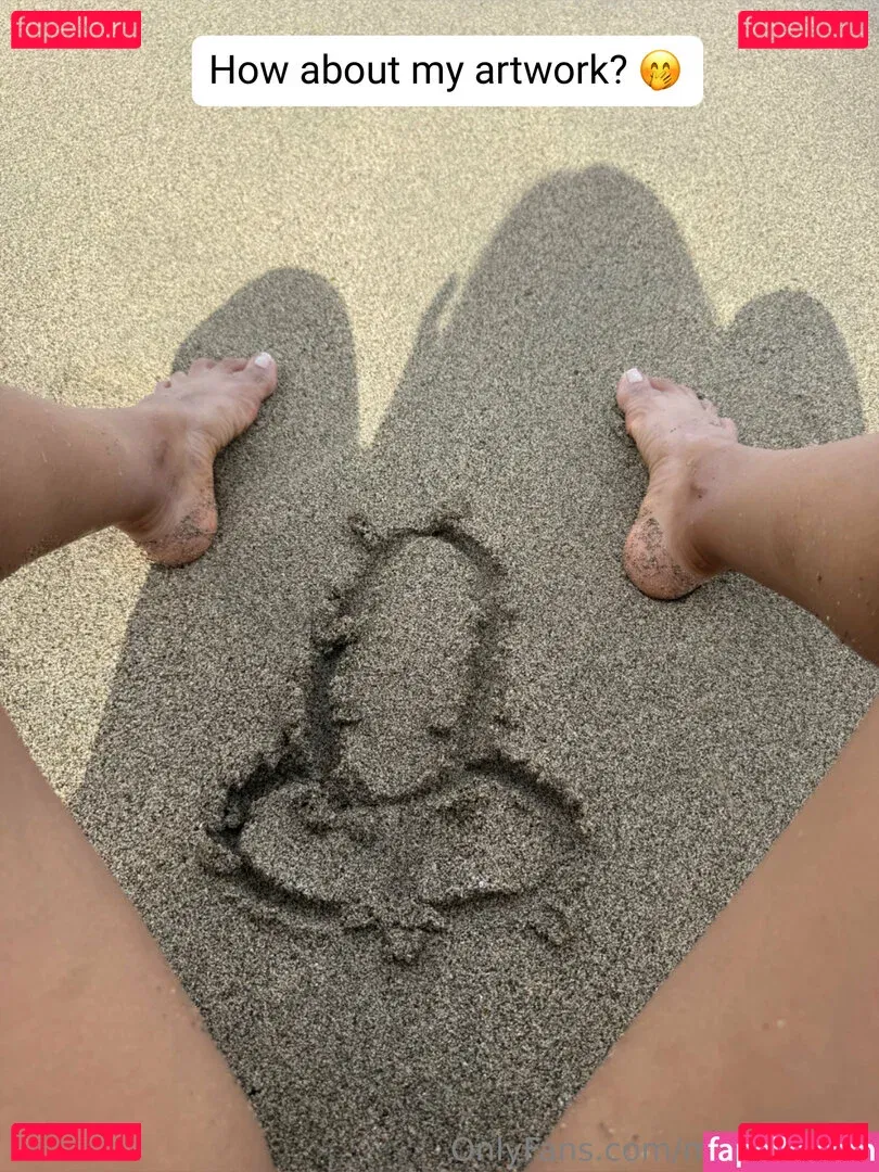 megairisxxx Onlyfans Photo Gallery 