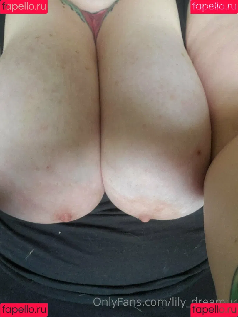 lily_dreamur Onlyfans Photo Gallery 