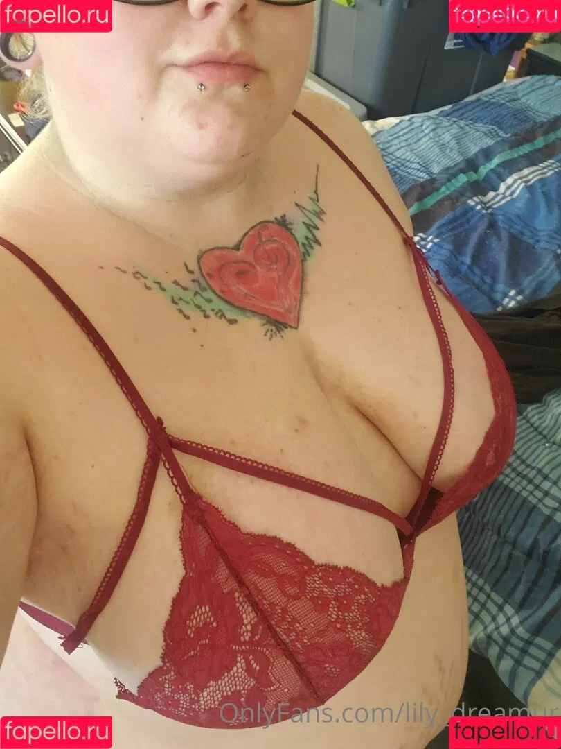 lily_dreamur Onlyfans Photo Gallery 