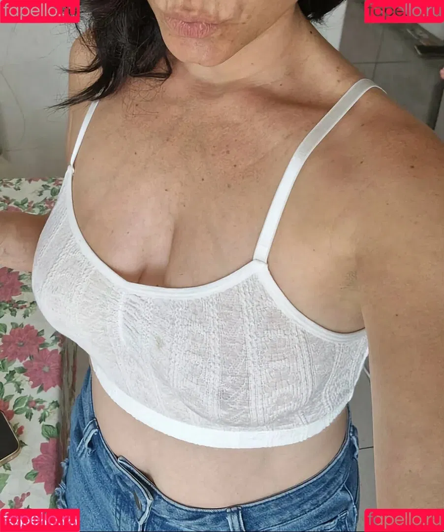 SexyLatinaWife Onlyfans Photo Gallery 