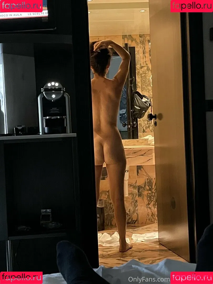 SexyLatinaWife Onlyfans Photo Gallery 