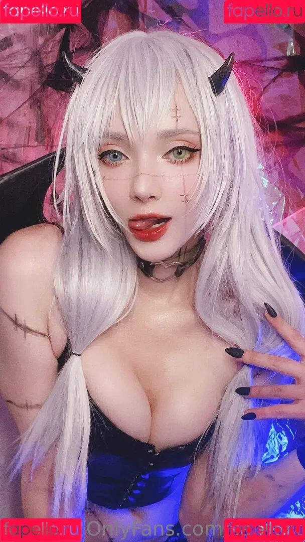 saiwest Onlyfans Photo Gallery 