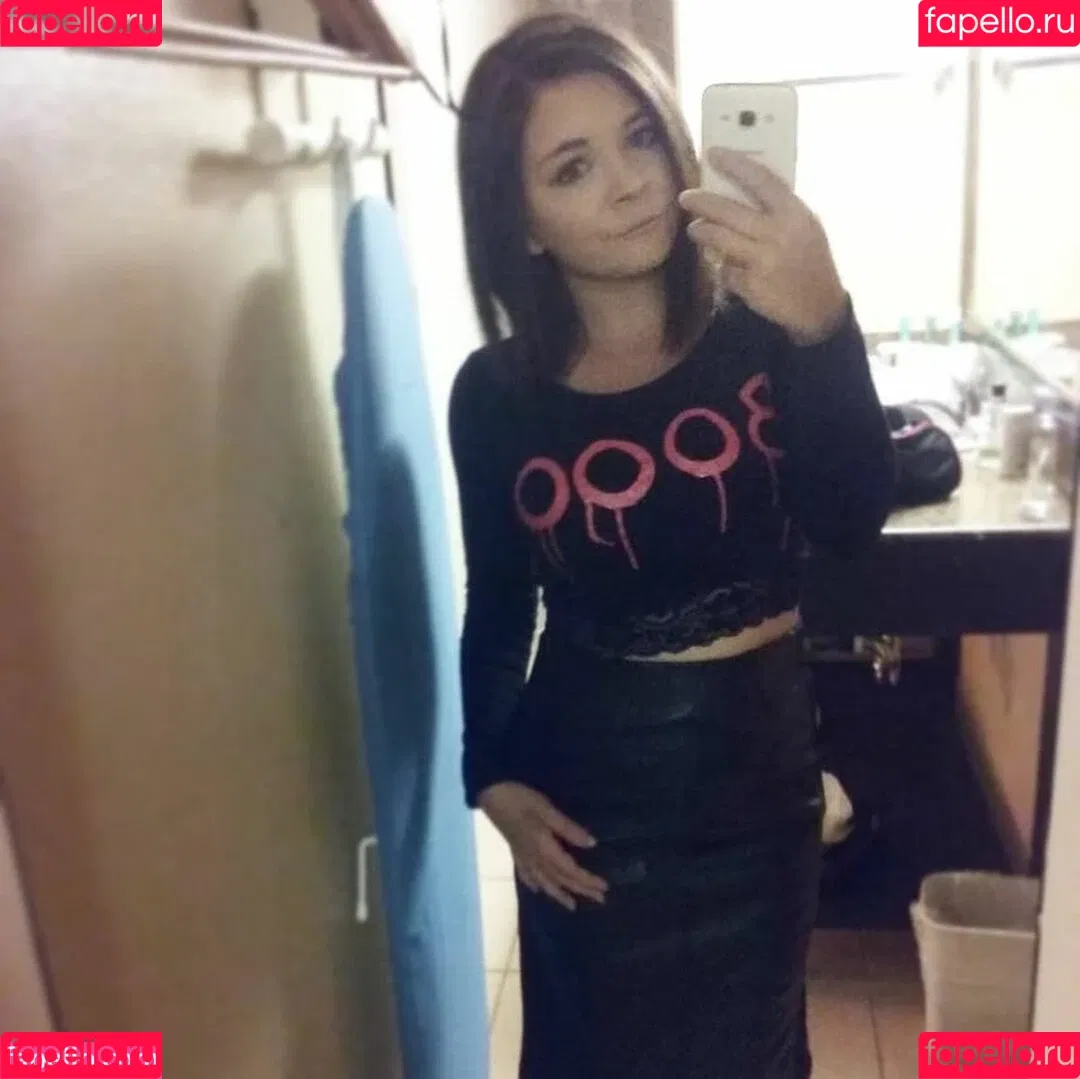 cowtail Onlyfans Photo Gallery 