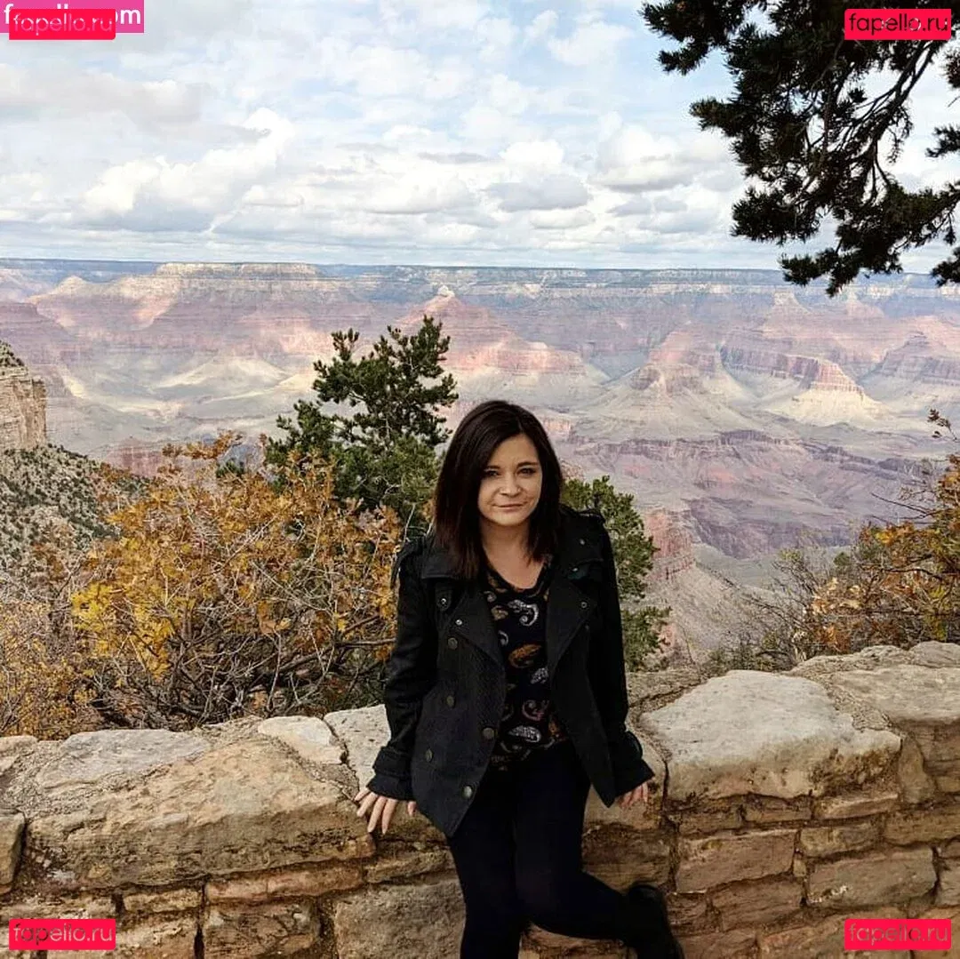 cowtail Onlyfans Photo Gallery 