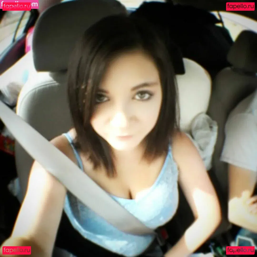 cowtail Onlyfans Photo Gallery 