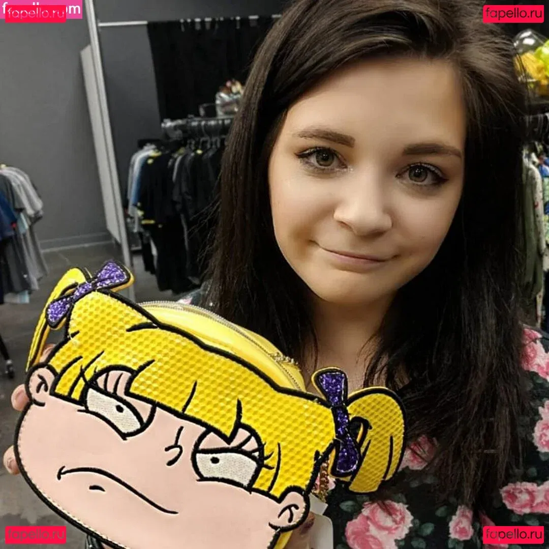 cowtail Onlyfans Photo Gallery 