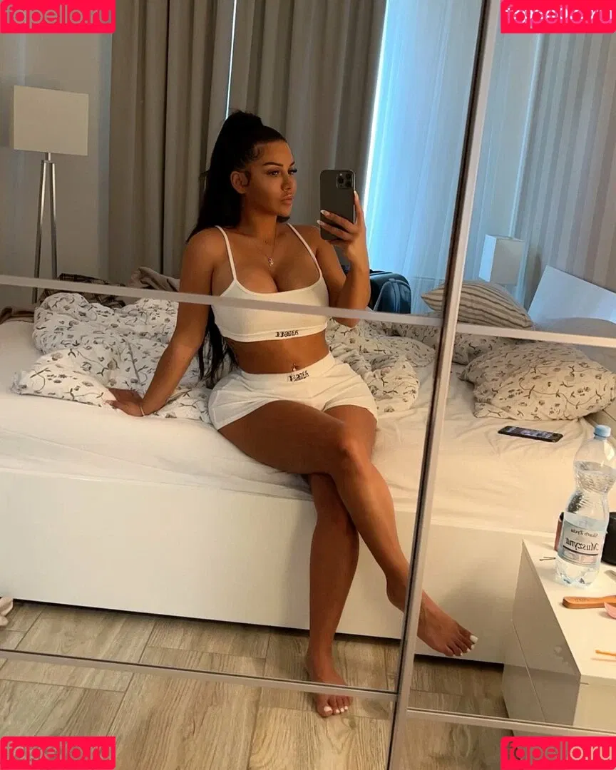 IvySky Onlyfans Photo Gallery 