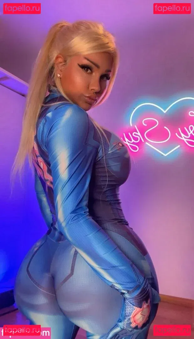 IvySky Onlyfans Photo Gallery 