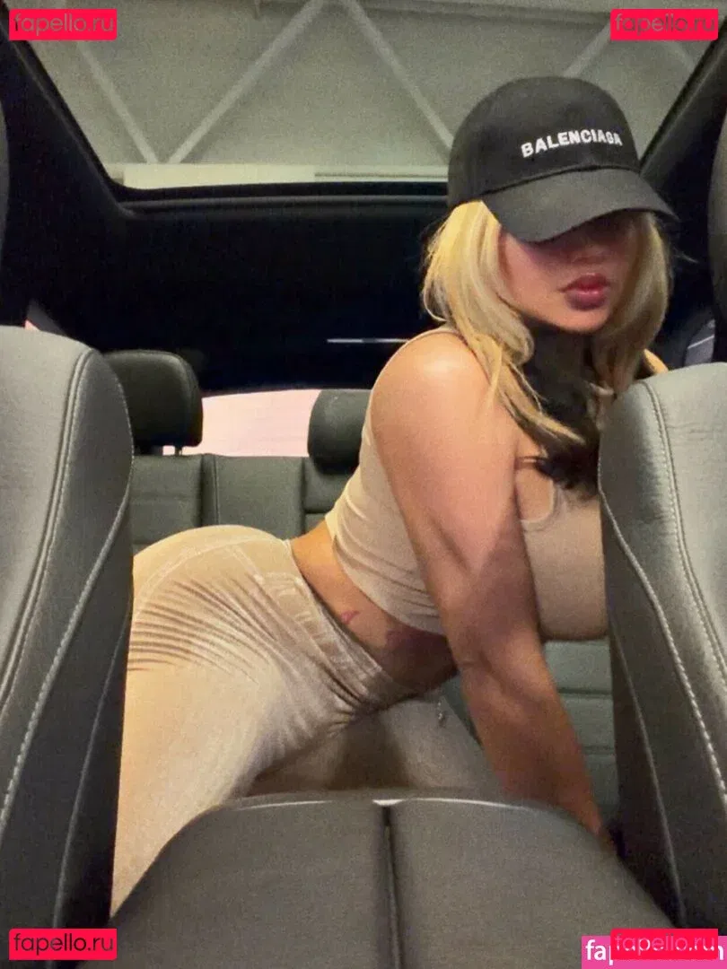 IvySky Onlyfans Photo Gallery 