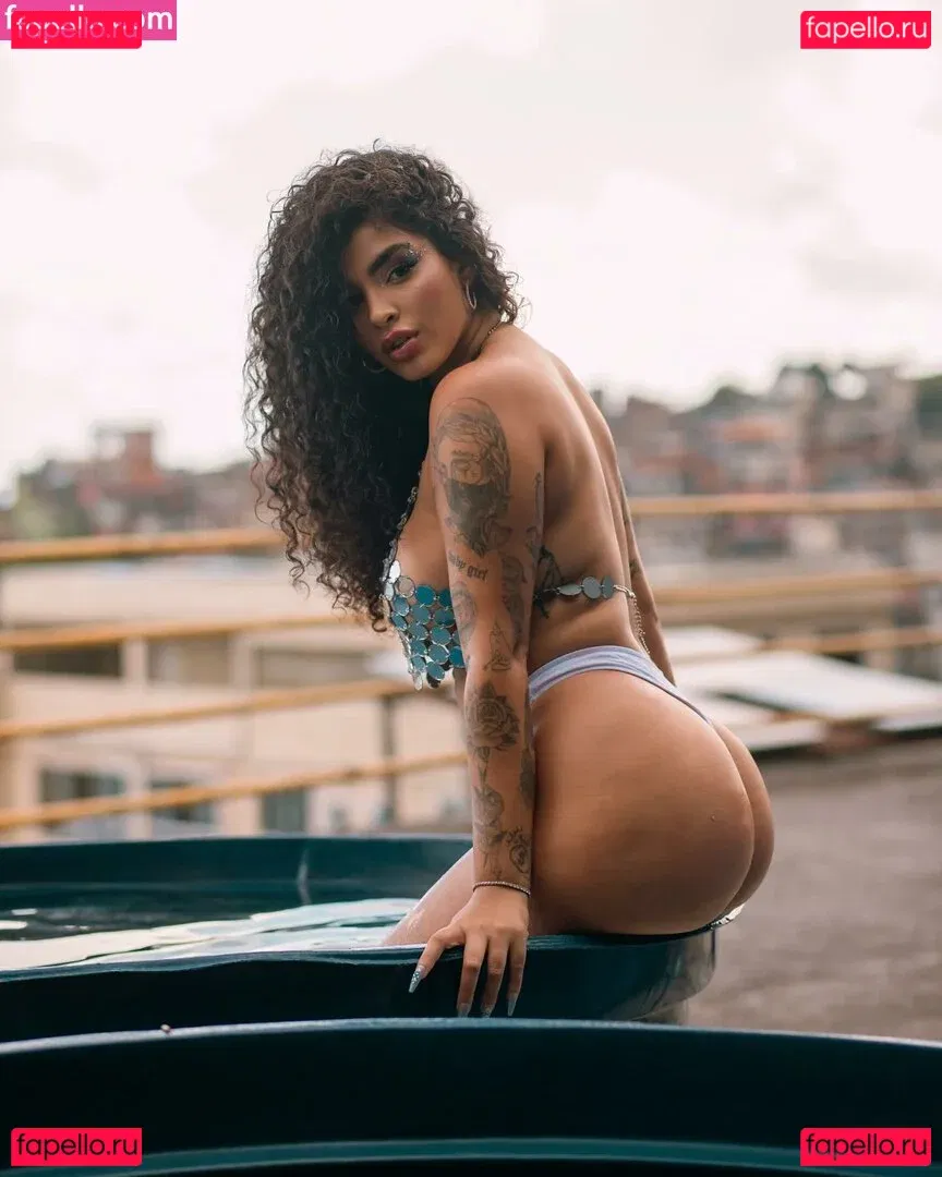 biancaoficial Onlyfans Photo Gallery 