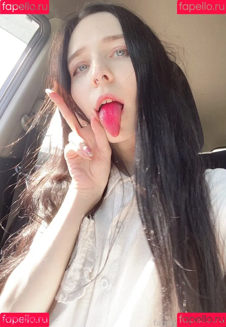 bvelial Onlyfans Photo Gallery 