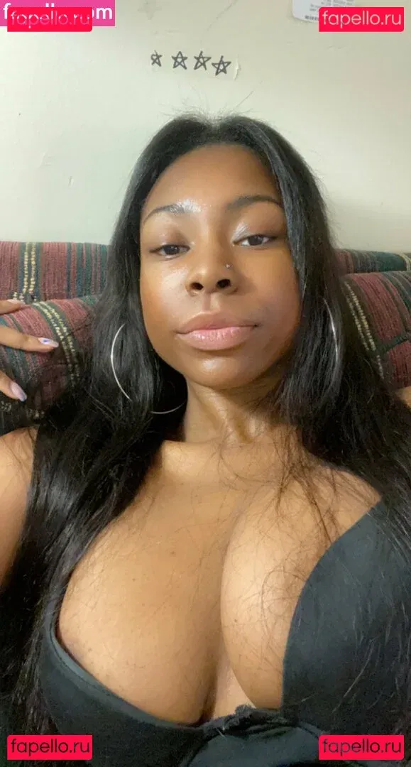 Annah Nicki Smith Onlyfans Photo Gallery 