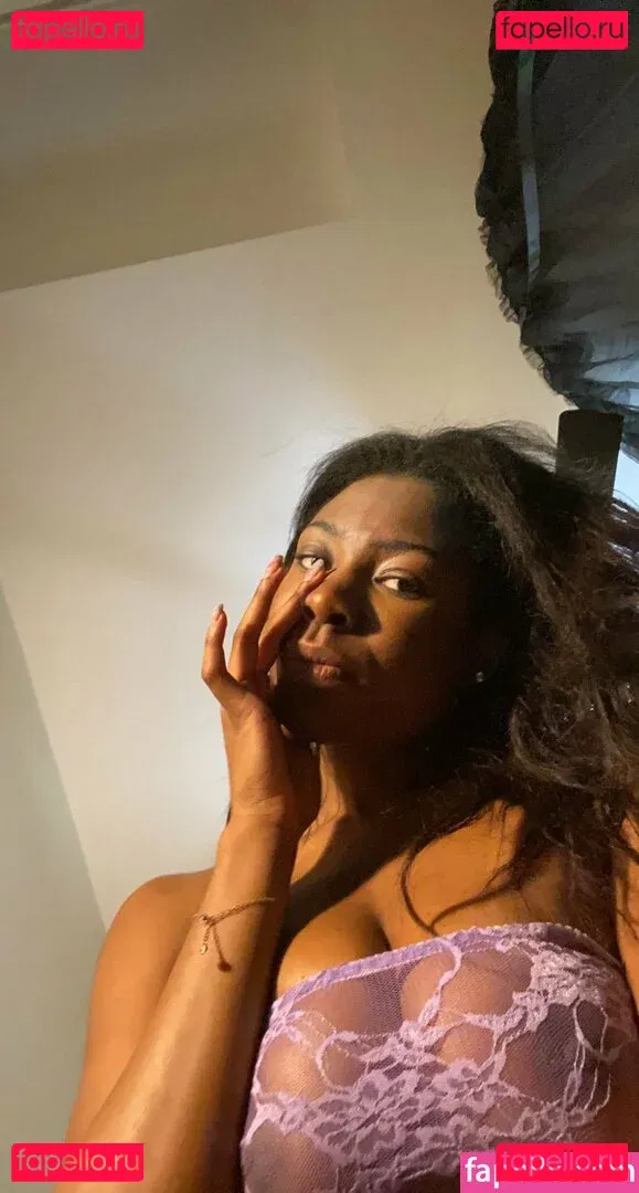 Annah Nicki Smith Onlyfans Photo Gallery 