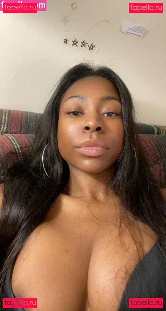 Annah Nicki Smith Onlyfans Photo Gallery 