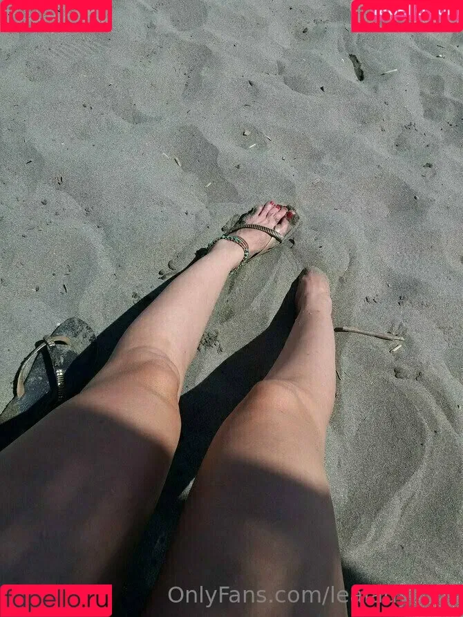 lealadyfree Onlyfans Photo Gallery 