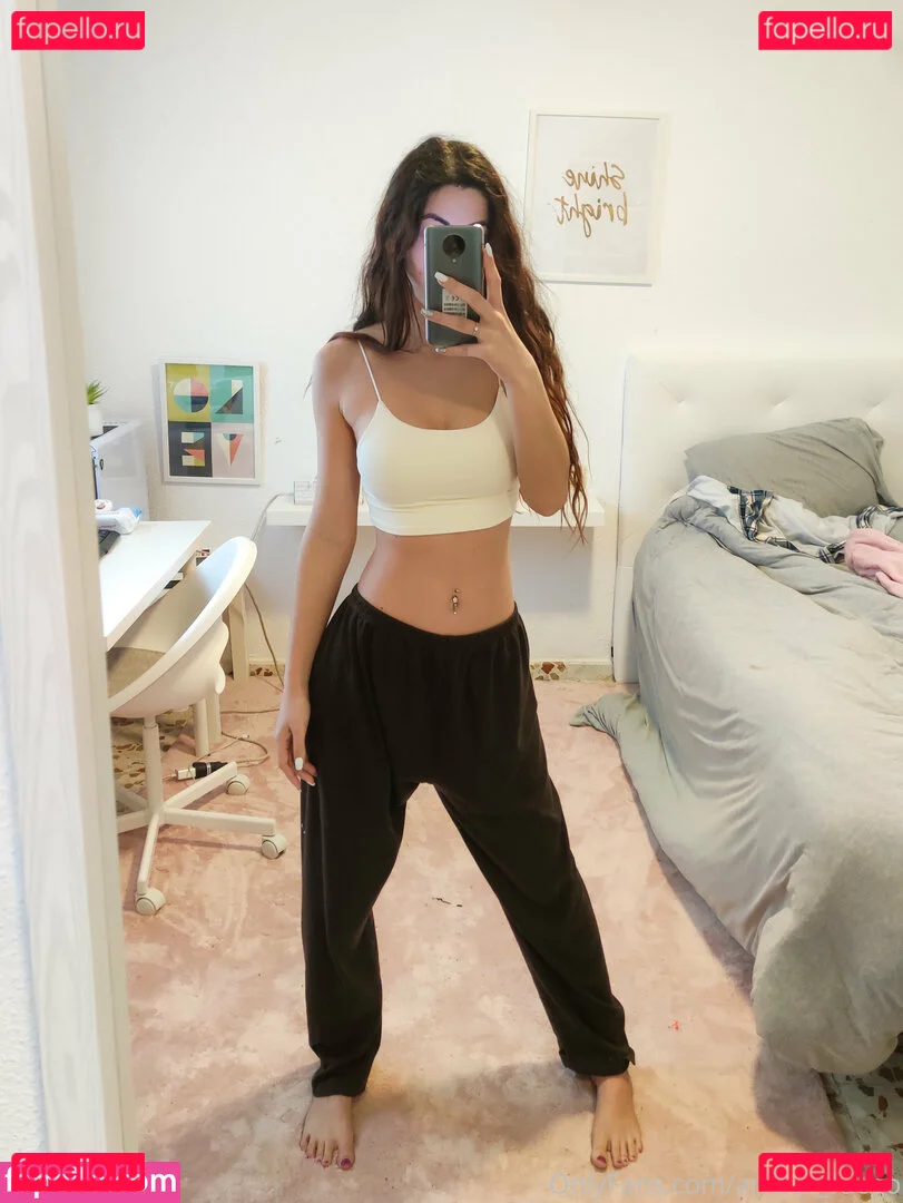 ambar_fuego Onlyfans Photo Gallery 