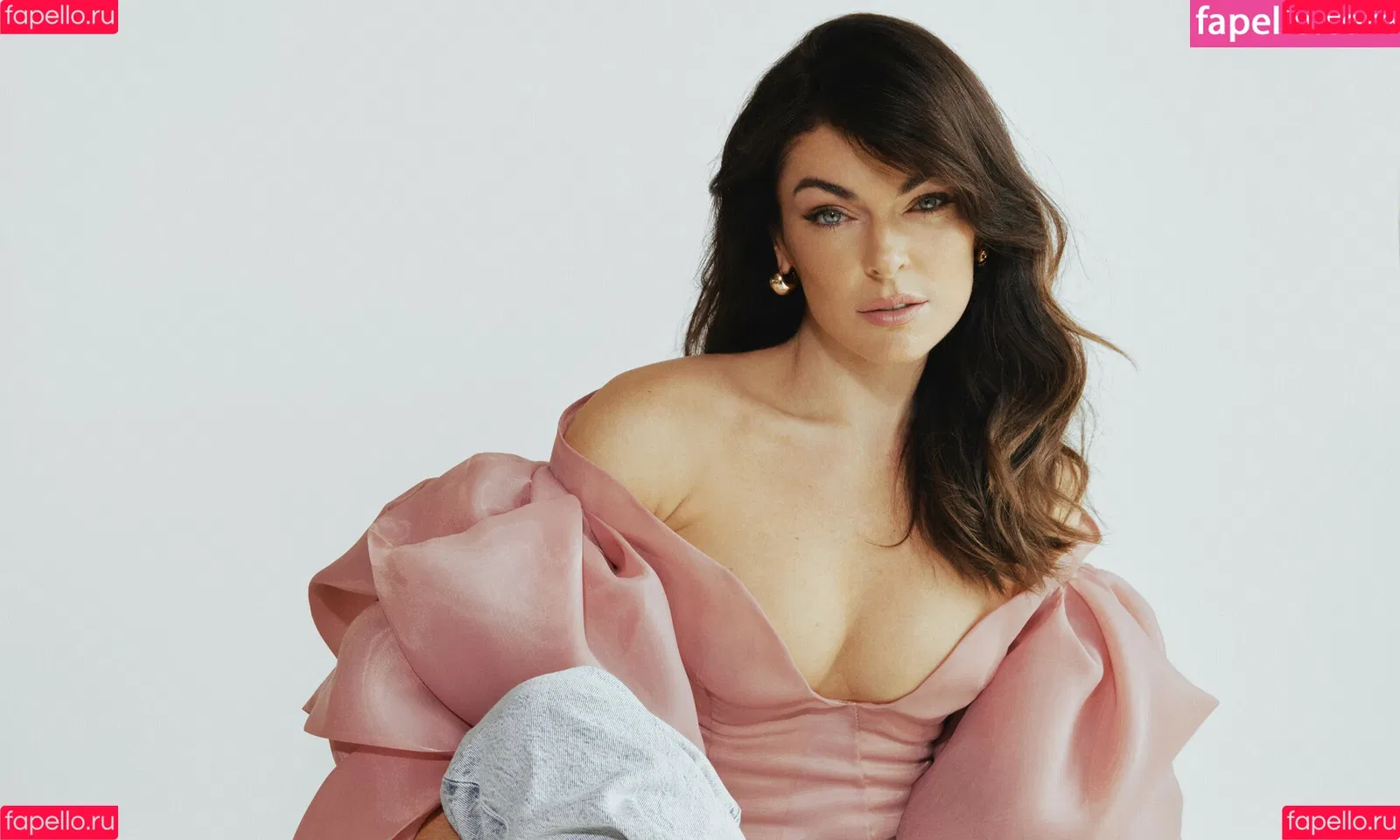 Serinda Swan Onlyfans Photo Gallery 
