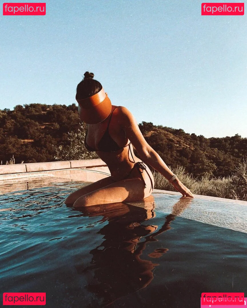 Serinda Swan Onlyfans Photo Gallery 