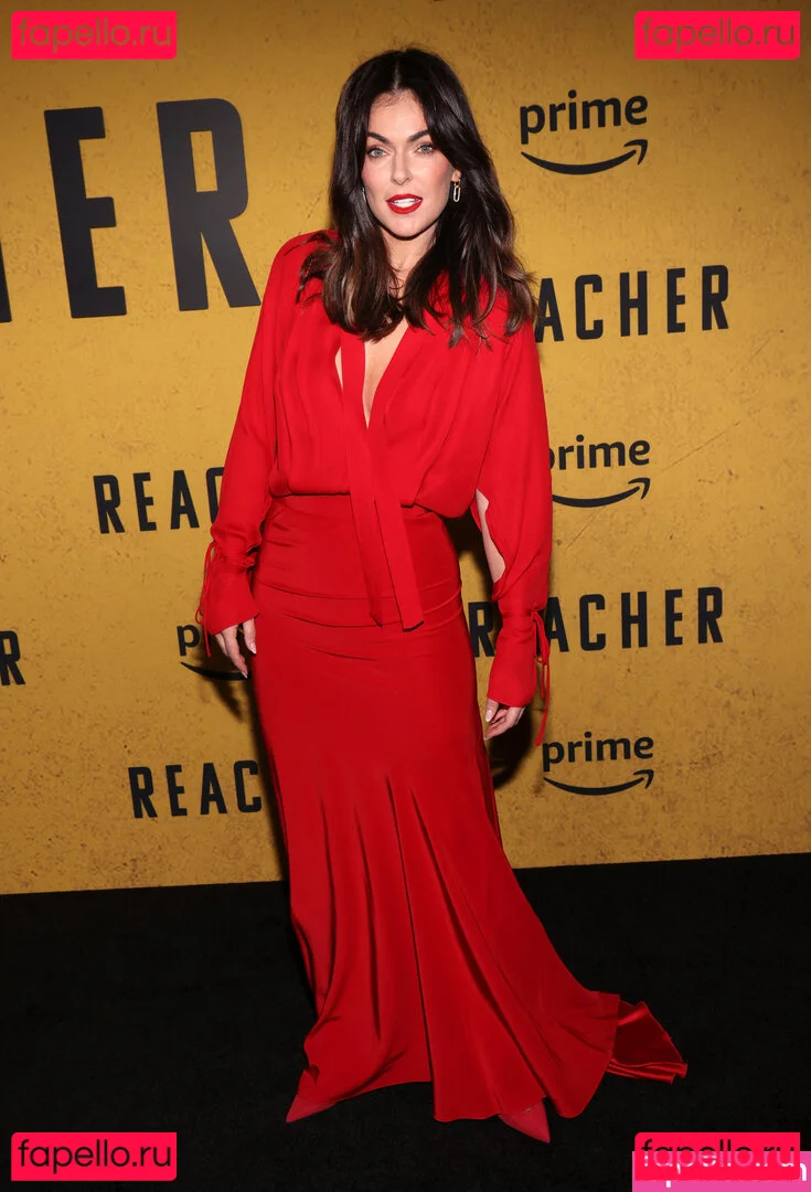 Serinda Swan Onlyfans Photo Gallery 