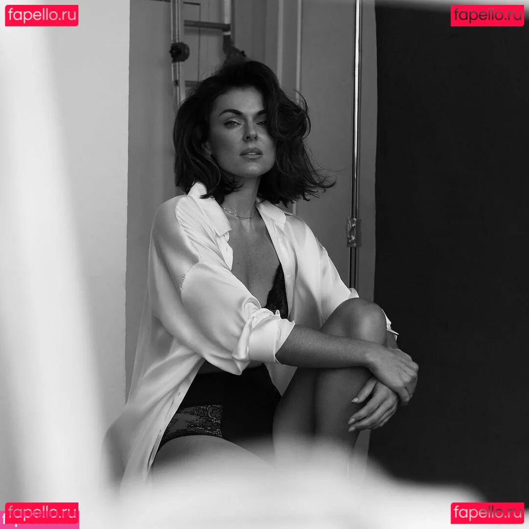 Serinda Swan Onlyfans Photo Gallery 