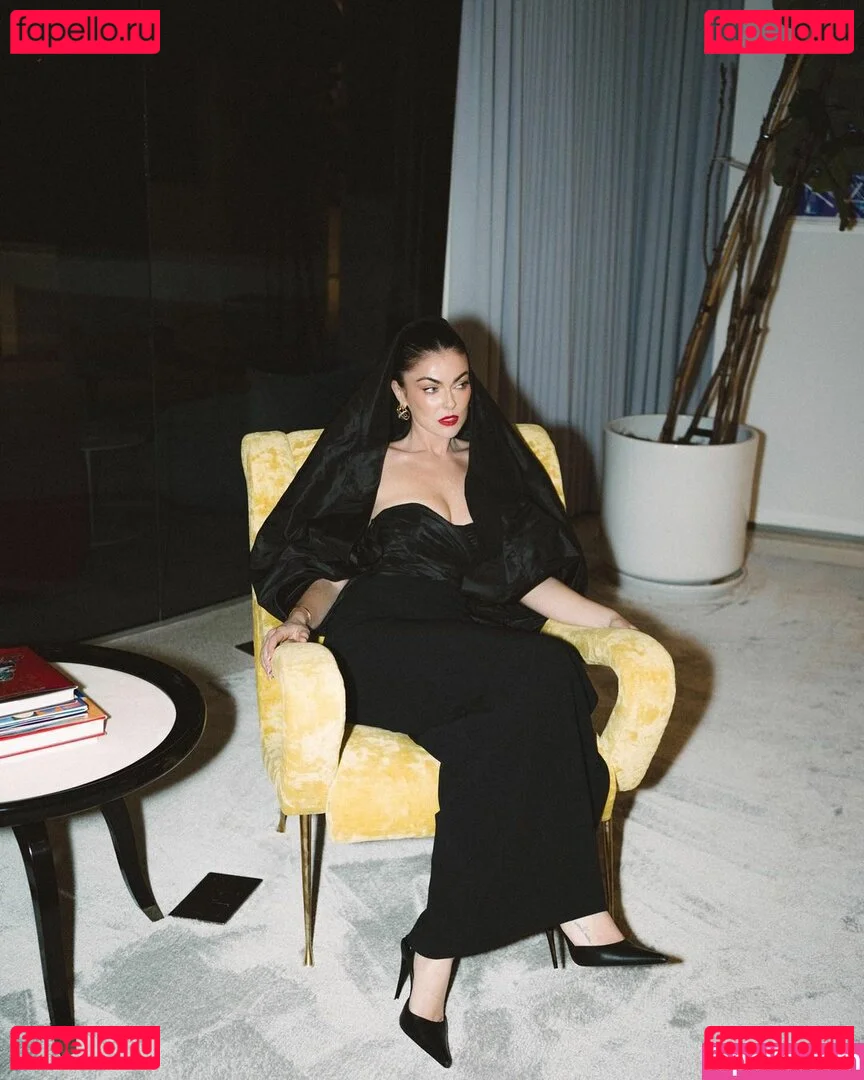 Serinda Swan Onlyfans Photo Gallery 