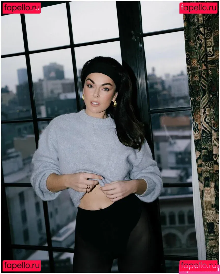 Serinda Swan Onlyfans Photo Gallery 