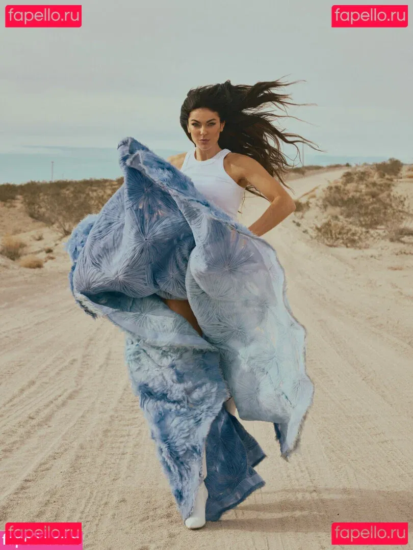 Serinda Swan Onlyfans Photo Gallery 