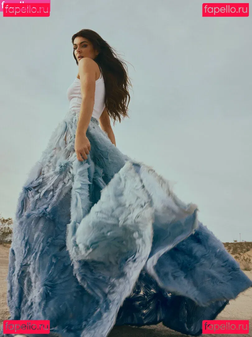 Serinda Swan Onlyfans Photo Gallery 