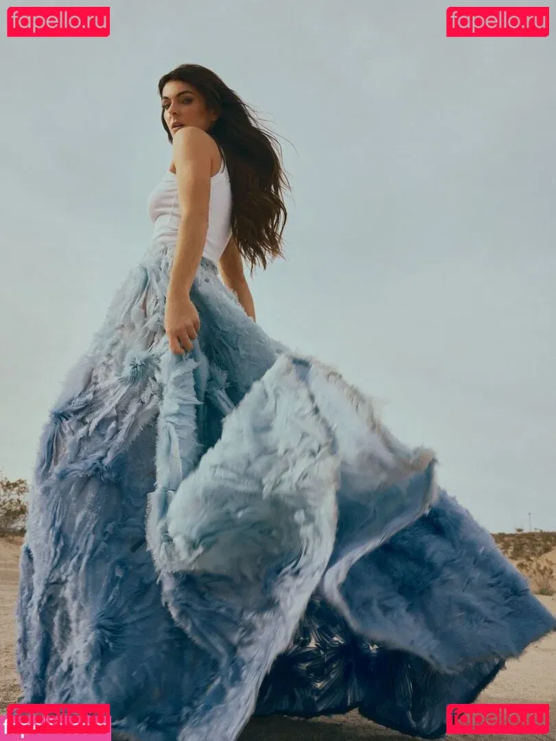 Serinda Swan Onlyfans Photo Gallery 