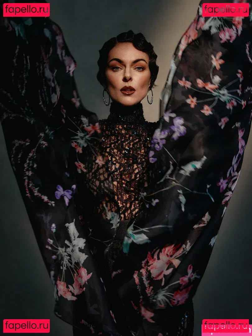 Serinda Swan Onlyfans Photo Gallery 