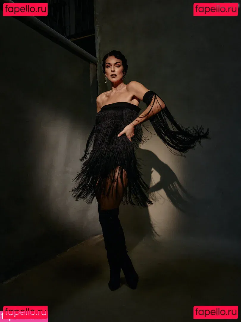 Serinda Swan Onlyfans Photo Gallery 