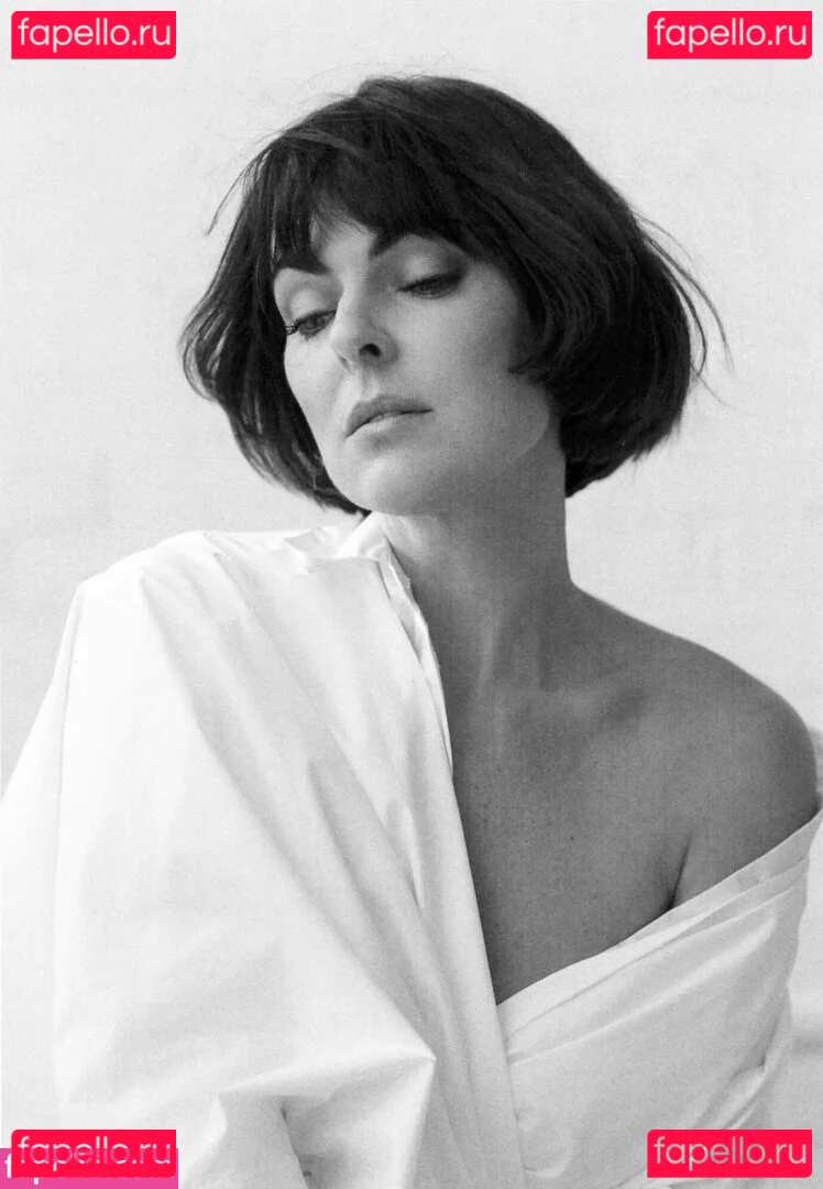 Serinda Swan Onlyfans Photo Gallery 