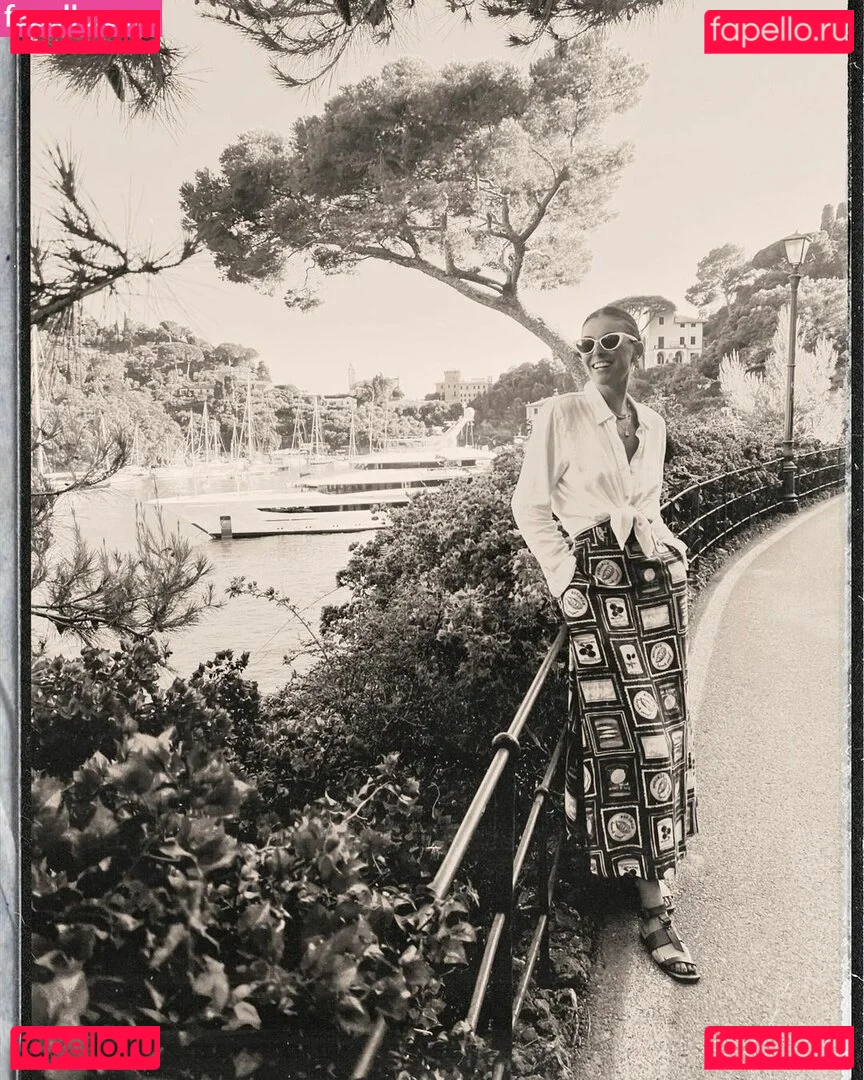 Serinda Swan Onlyfans Photo Gallery 