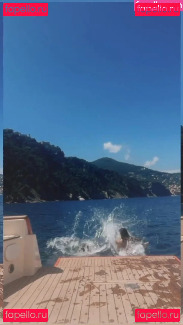 Serinda Swan Onlyfans Photo Gallery 