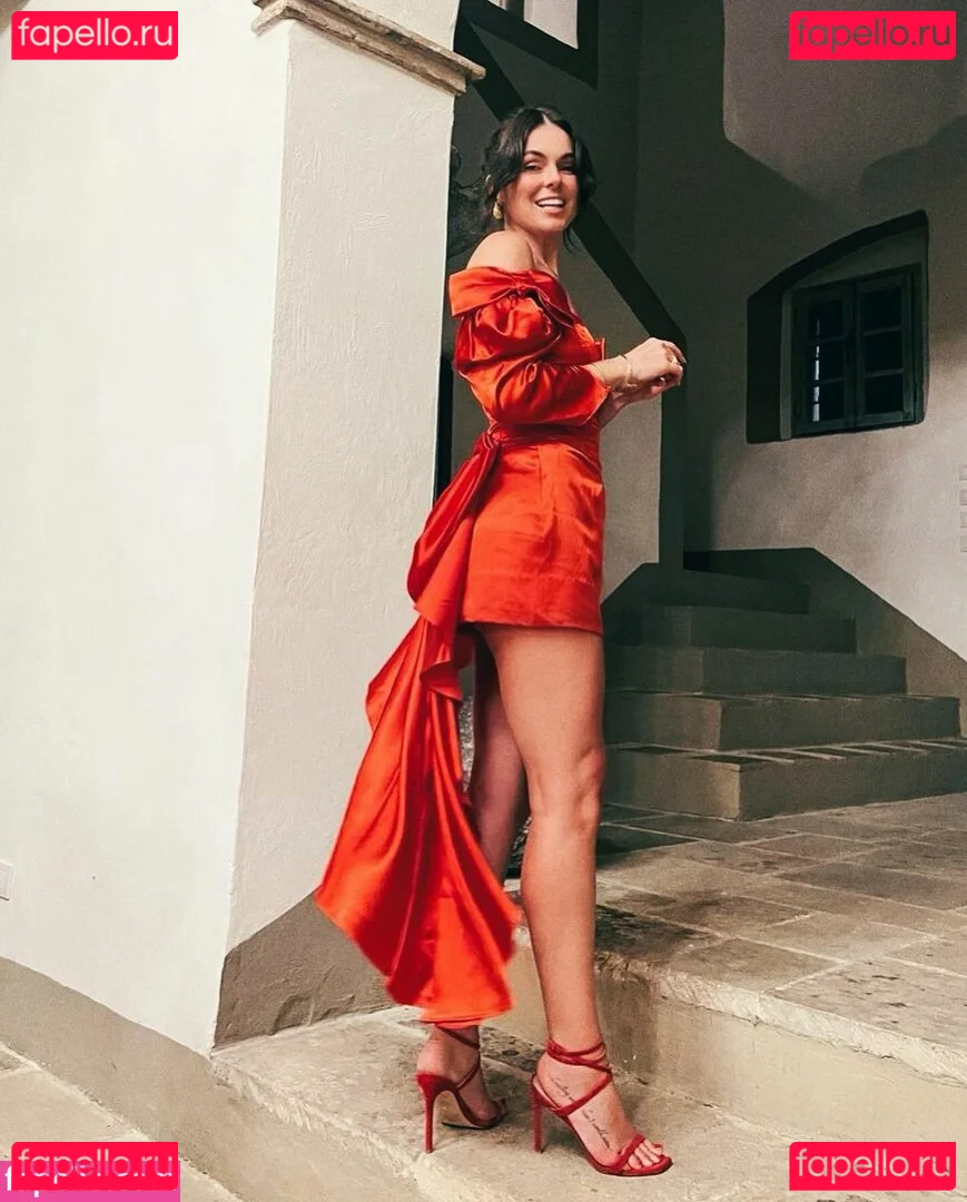 Serinda Swan Onlyfans Photo Gallery 