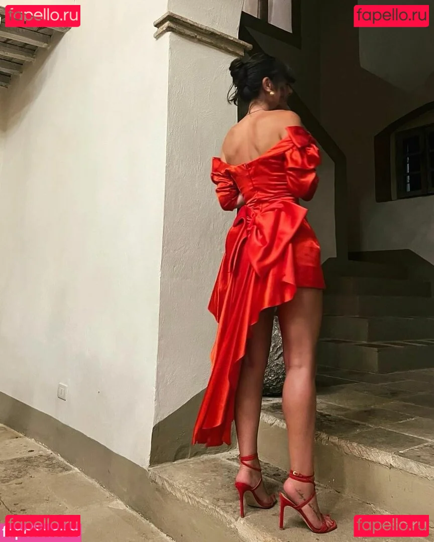 Serinda Swan Onlyfans Photo Gallery 